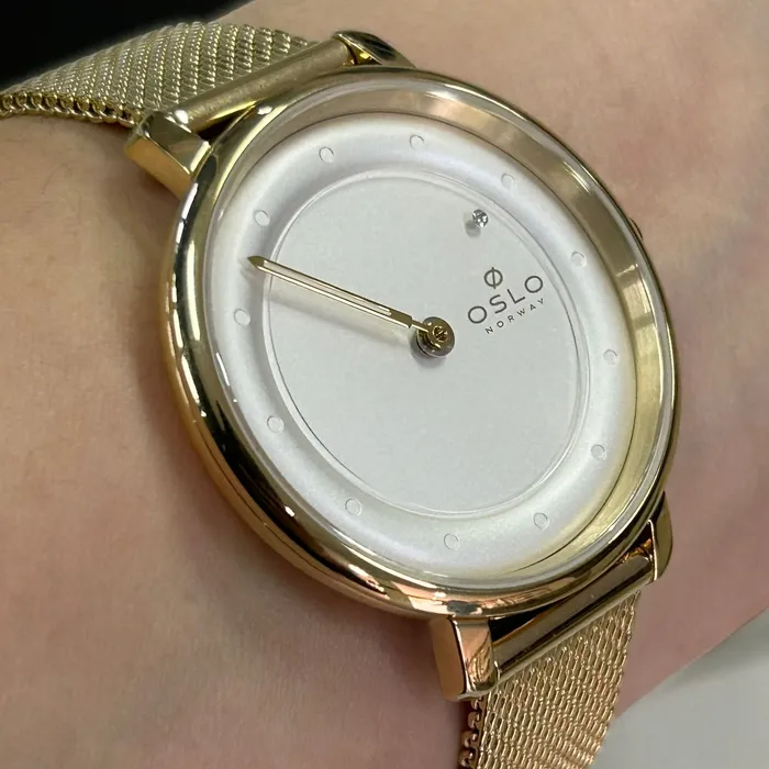 Relógio Oslo Slim Feminino OFGSSS9T0015 Dourado Safira Original | Taniguchi Relógios