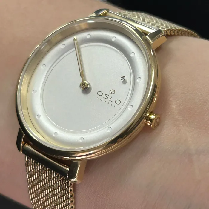 Relógio Oslo Slim Feminino OFGSSS9T0015 Dourado Safira Original | Taniguchi Relógios