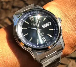 Relógio Seiko 5 Sports SNKP17 Verde Automático 100m Original | Taniguchi Relógios - imagem 6