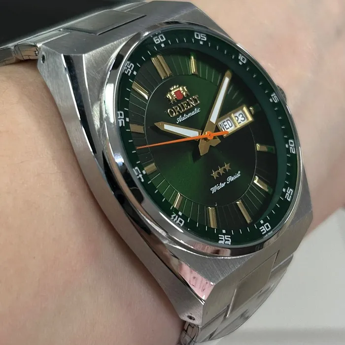 Relógio Orient 3 Estrelas Automático Clássico 469SS087NH Verde | Taniguchi Relógios