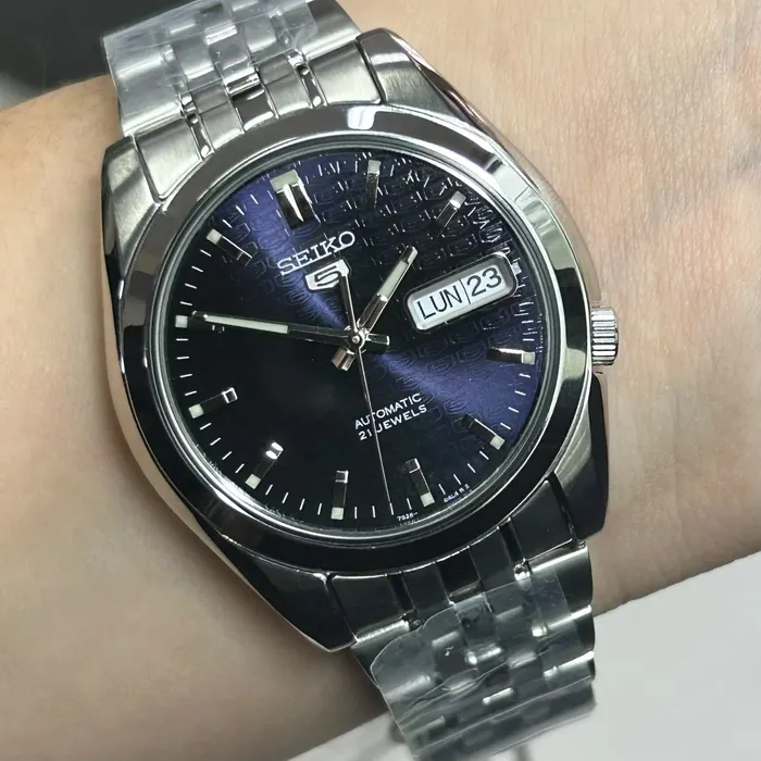 Relógio Seiko 5 Clássico Automático SNK357 Azul 37mm | Taniguchi Relógios