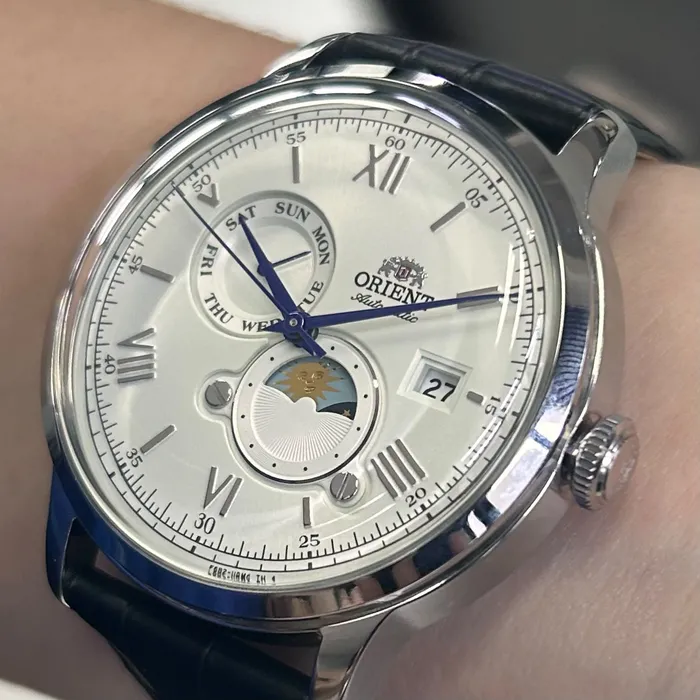 Relógio Orient Bambino Sun & Moon RA-AK0802S30B Branco | Taniguchi Relógios