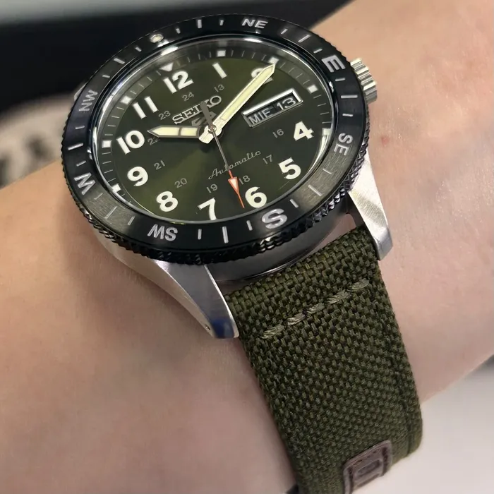 Relógio Seiko 5 Sports Field Series HDB008B1 Verde | Taniguchi Relógios