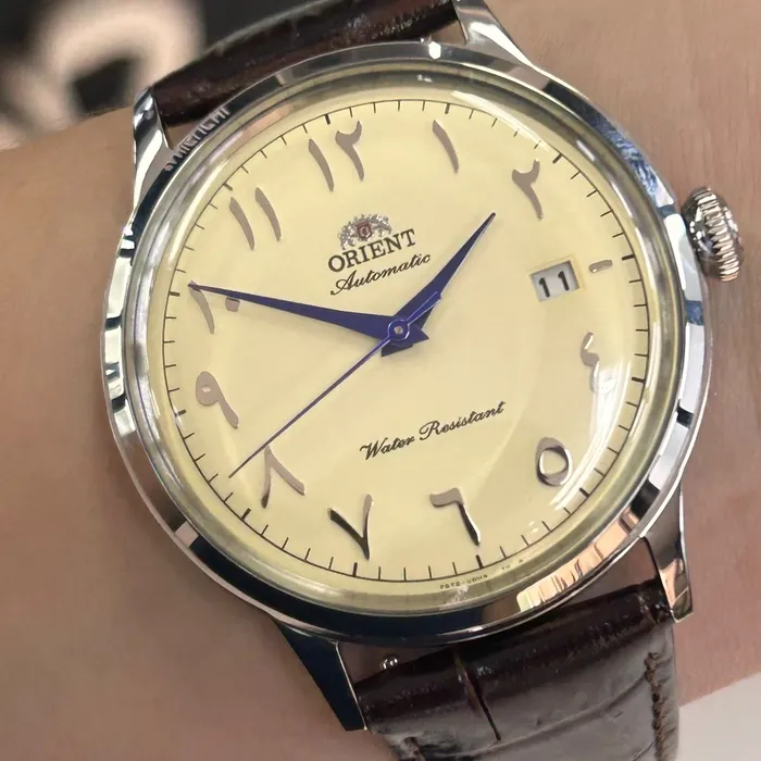 Relógio Orient Bambino Arabic Dial RA-AC0039Y30B Marfim | Taniguchi Relógios