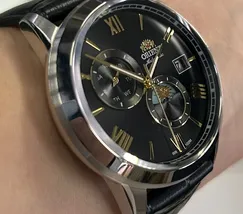 Relógio Orient Automático Sun and Moon Safira YN6SC034 Preto Couro 39mm 100m | Taniguchi Relógios - imagem 4