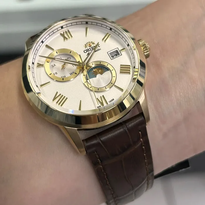 Relógio Orient Automático Sun and Moon Safira YN6GC034 Branco Dourado Couro 39mm 100m | Taniguchi Relógios