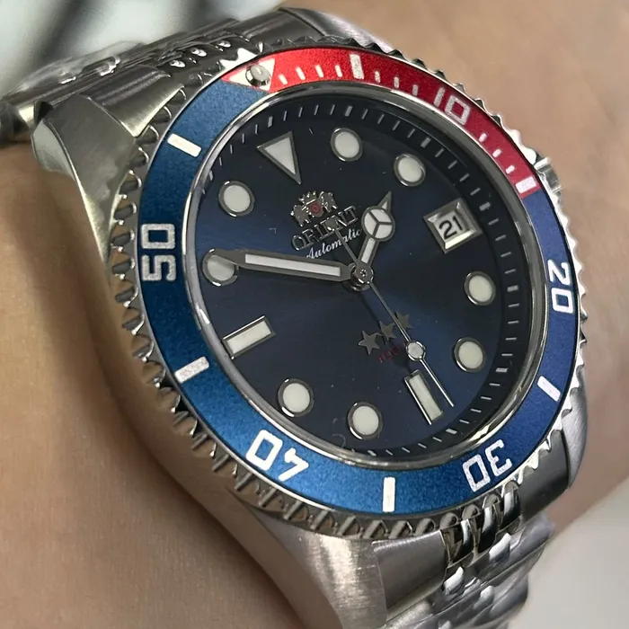 Relógio Orient 3 Estrelas Automático Submariner 39 Safira YN6SS023 Pepsi 39mm 100m | Taniguchi Relógios