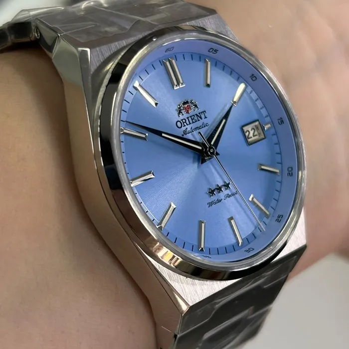 Relógio Orient 3 Estrelas Elegance Safira YN6SS020B-A1SX Azul