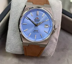 Pulseira Orient Híbrida Couro Lisa PULHYBLR2 YN6SS020 Marrom | Taniguchi Relógios - imagem 2
