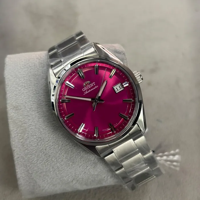 Relógio Orient Stretto Safira RA-AC0R07P30B Rosa 38,5mm 50m | Taniguchi Relógios
