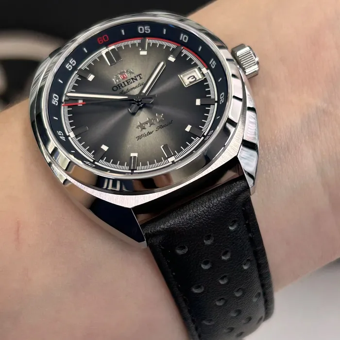 Relógio Orient Sport Land Safira YN6SC040-G1PX Grafite 39mm 100m | Taniguchi Relógios