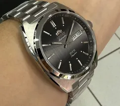 Orient 3 Estrelas Automático Heritage YN6SS001 preto - imagem 4