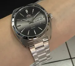 Orient 3 Estrelas Automático Heritage YN6SS001 preto - imagem 6