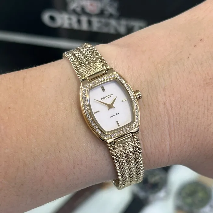 Relógio Orient Eternal Mini Safira LGSS0083-S1KX Dourado 20mm | Taniguchi Relógios