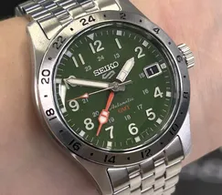Relógio Seiko 5 Sports Field GMT HDB001B1 Verde 39,4mm 100m | Taniguchi Relógios - imagem 1