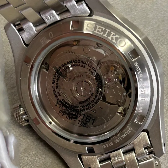 Relógio Seiko 5 Sports Field GMT HDB001B1 Verde 39,4mm 100m | Taniguchi Relógios