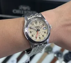 Relógio Seiko 5 Sports Field GMT HDB002B1 Creme 39,4mm 100m | Taniguchi Relógios - imagem 6