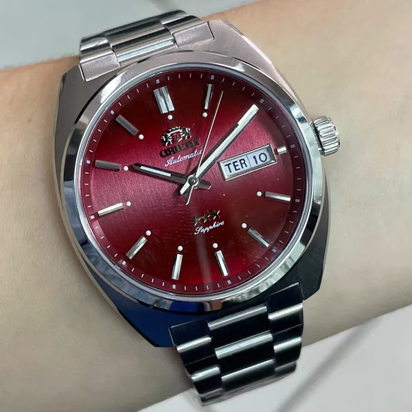 Orient 3 Estrelas Automático Heritage YN6SS001 vermelho