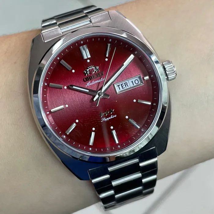 Orient 3 Estrelas Automático Heritage YN6SS001 vermelho