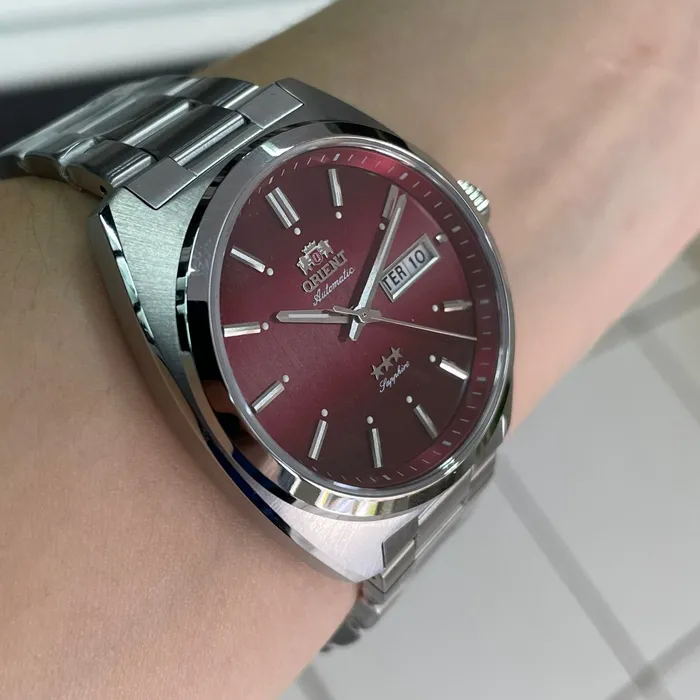 Orient 3 Estrelas Automático Heritage YN6SS001 vermelho