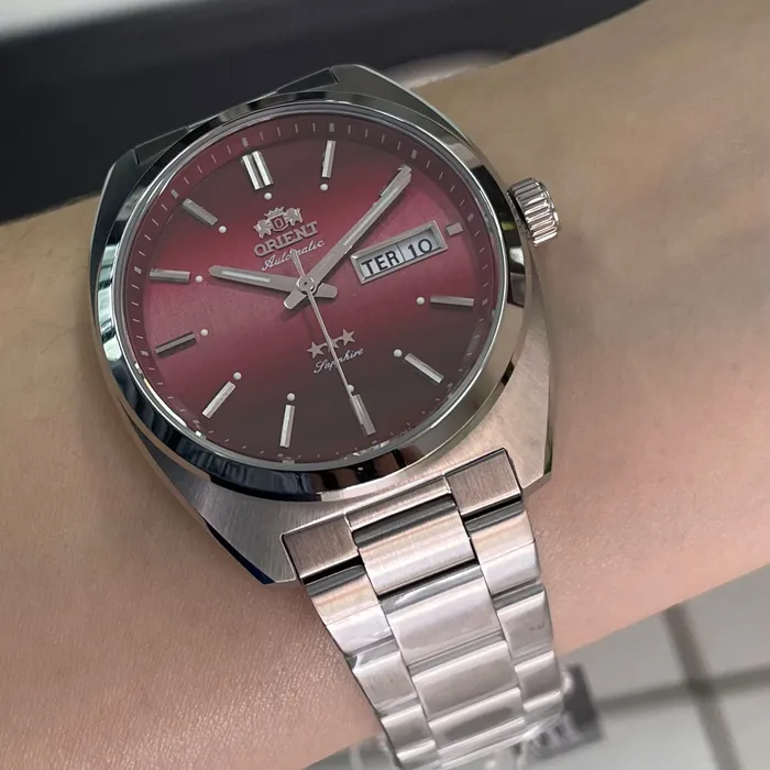 Orient 3 Estrelas Automático Heritage YN6SS001 vermelho