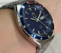 Orient 3 Estrelas Automático Heritage YN6SS003 pepsi - imagem 5