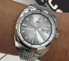 Orient 3 Estrelas Automático Heritage YN6SS004 prata - imagem 1