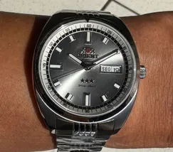 Orient 3 Estrelas Automático Heritage YN6SS004 prata - imagem 6