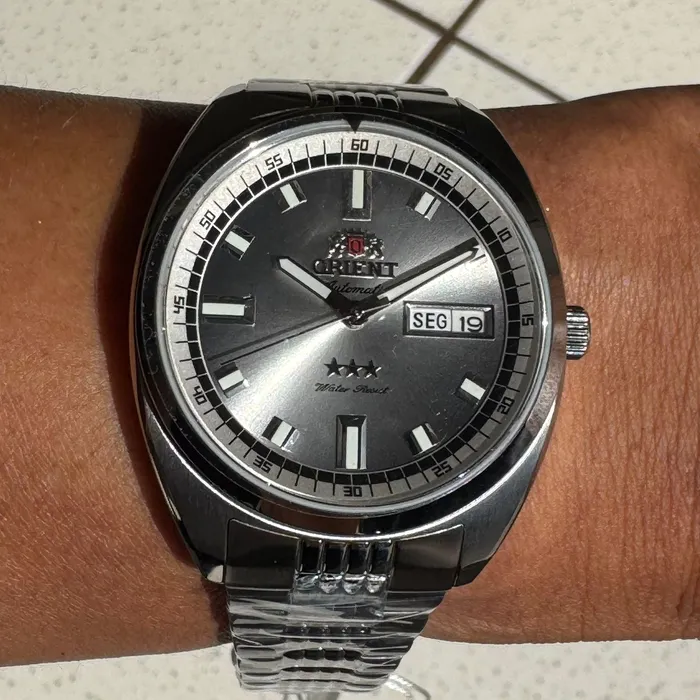 Orient 3 Estrelas Automático Heritage YN6SS004 prata