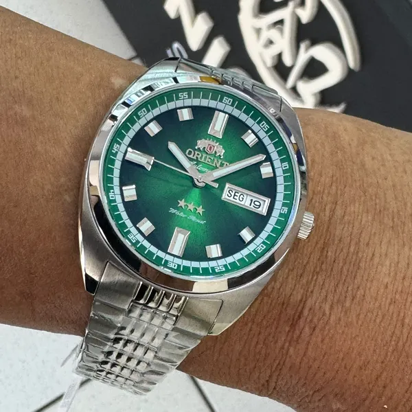 Orient 3 Estrelas Automático Heritage YN6SS004 verde