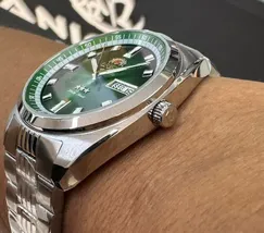 Orient 3 Estrelas Automático Heritage YN6SS004 verde - imagem 4