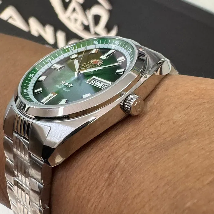 Orient 3 Estrelas Automático Heritage YN6SS004 verde