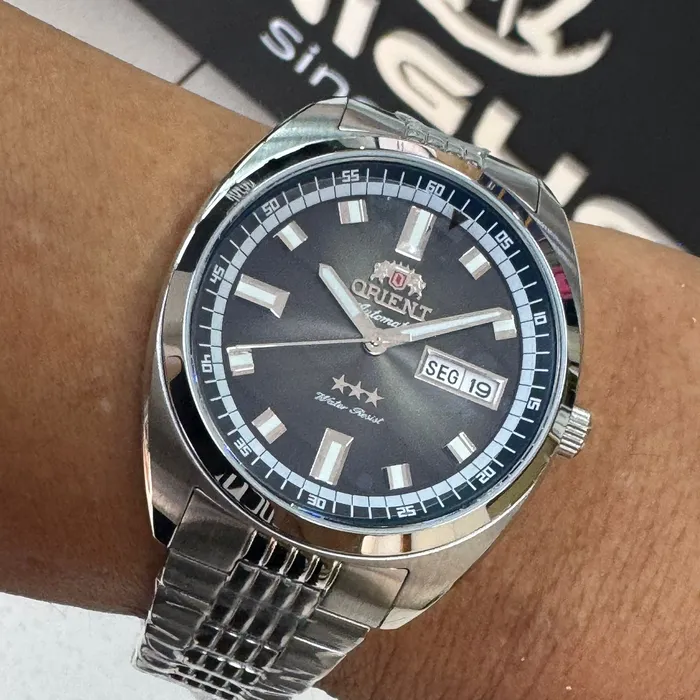 Orient 3 Estrelas Automático Heritage YN6SS004 preto