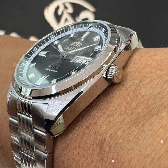 Orient 3 Estrelas Automático Heritage YN6SS004 preto