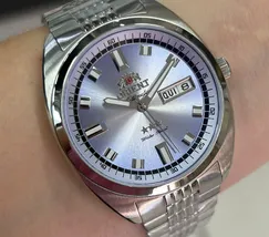 Orient 3 Estrelas Automático Heritage YN6SS004 lilas - imagem 1