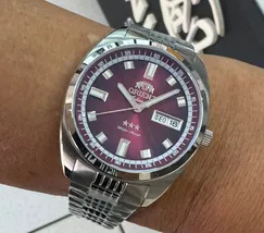 Orient 3 Estrelas Automático Heritage YN6SS004 vermelho - imagem 1