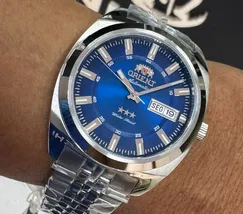 Orient 3 Estrelas Automático Heritage YN6SS005 azul - imagem 1