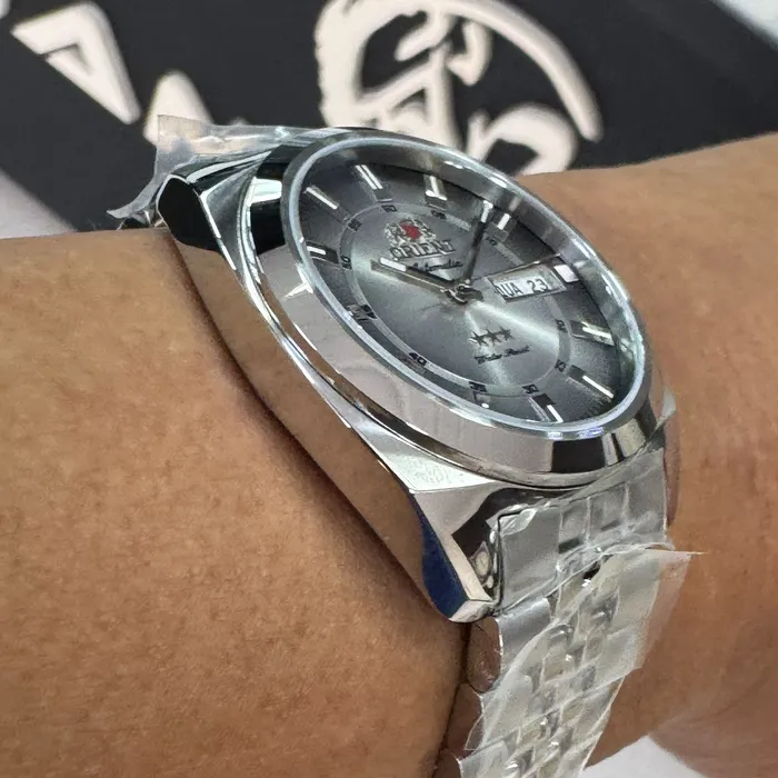 Orient 3 Estrelas Automático Heritage YN6SS005 preto