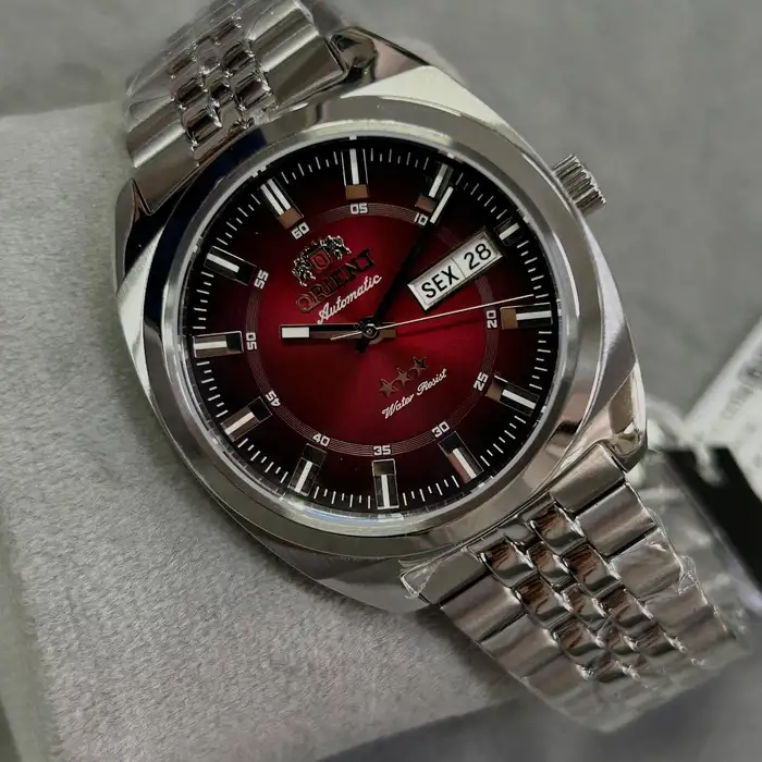 Orient 3 Estrelas Automático Heritage YN6SS005 vermelho