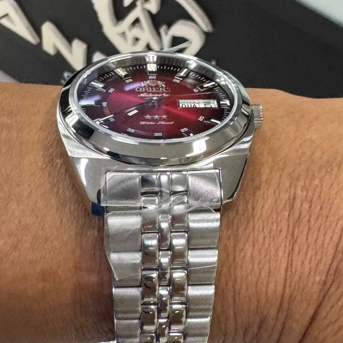 Orient 3 Estrelas Automático Heritage YN6SS005 vermelho