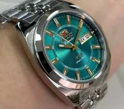 Orient 3 Estrelas Automático Heritage YN6SS005 verde agua - imagem 6