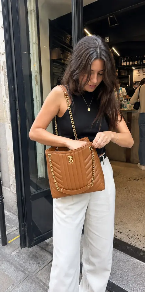 Chanel Classica Média Double Flap