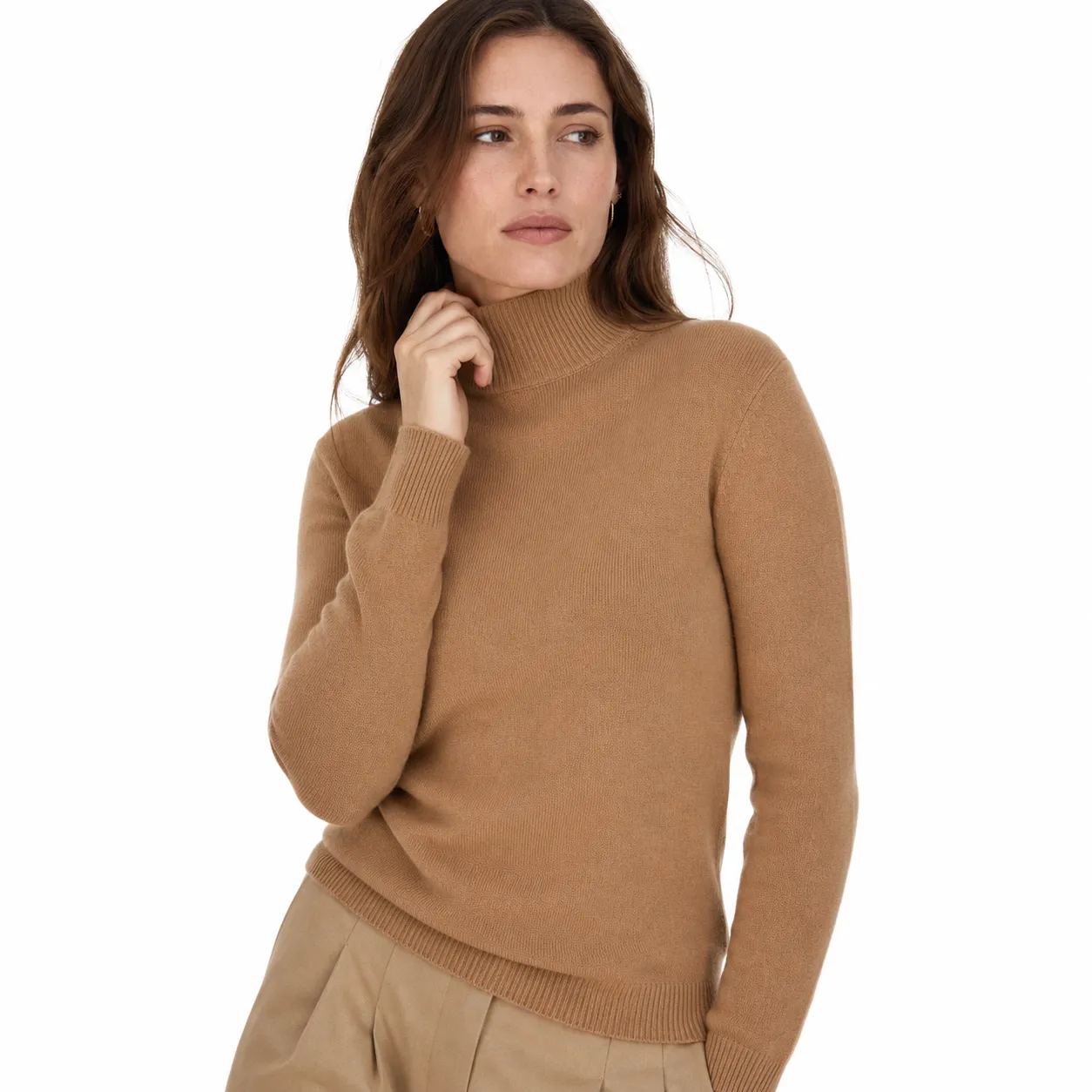 Blusa de Tricô Gola Alta Camel Essential