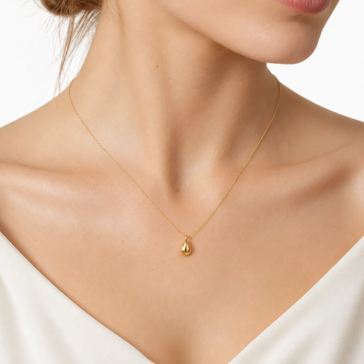 Colar Gota Minimalista Dourado