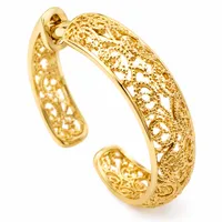 Brinco Meia-Argola Texturizada Dourada - imagem 2