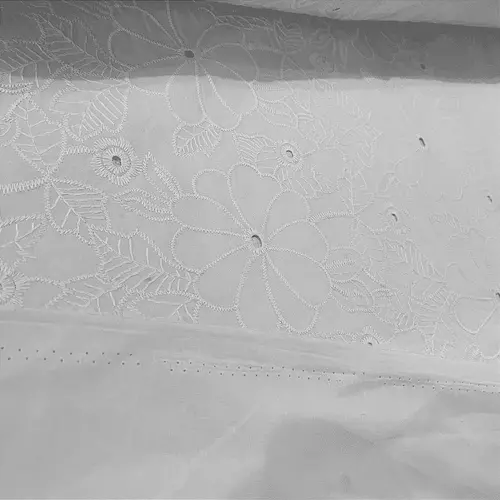 Laise Bordado 100% Algodão - Margarida  Branco - 1,40m de Largura