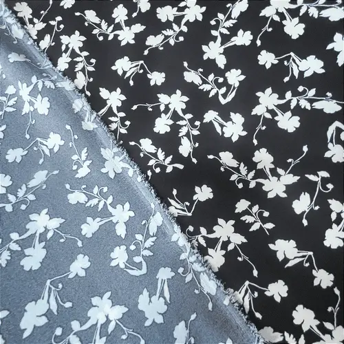 Crepe Estampado Havana - Floral Miudo Preto - 1,50m de Largura