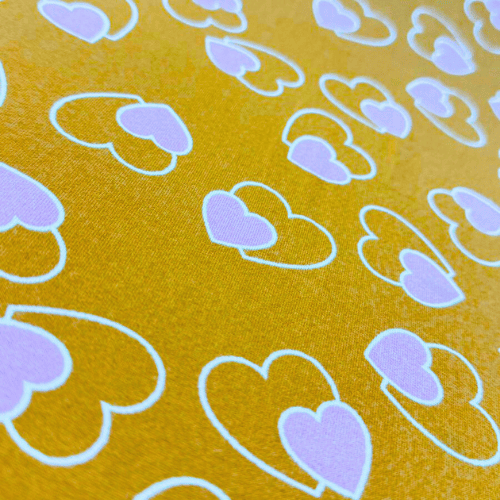 Malha Suede Pijama - Duplo Coração Fundo Amarelo - 1,60m de Largura