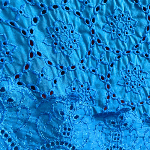 Laise Bordado 100% Algodão - Vitral Floral Azul Turquesa - 1,40m de Largura