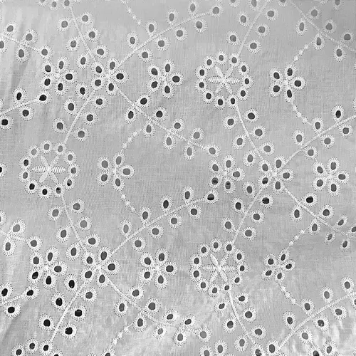 Laise Bordado 100% Algodão - Linhagem Floral Branco - 1,40m de Largura